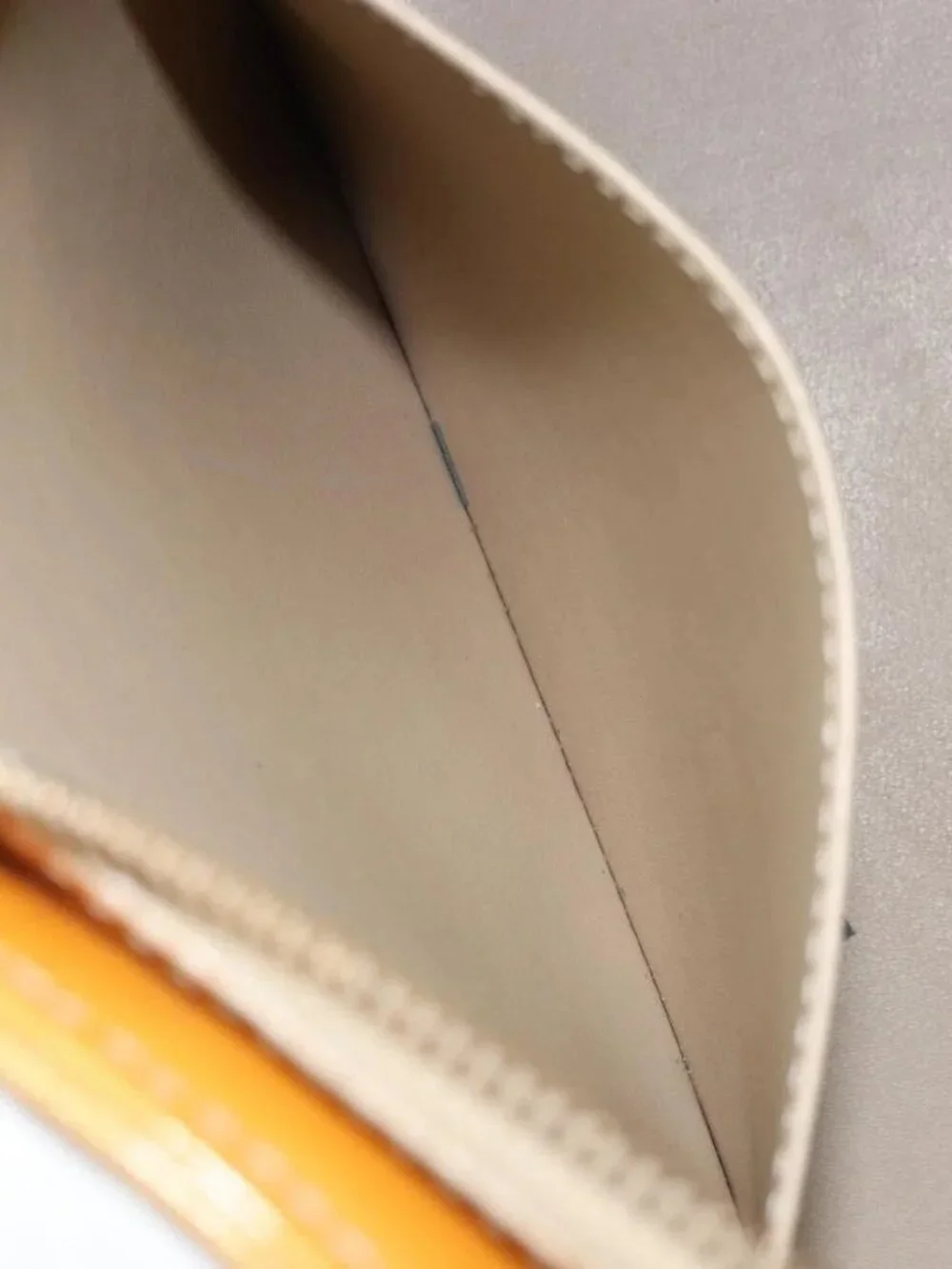 LOUIS VUITTON Monogram Vernis Houston Hand Bag Beige M91004 LV Auth 158012 - Picture 14 of 16